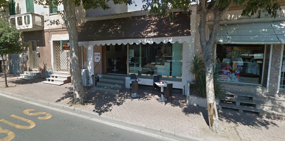 Olbia: travolta la barista del Cafè Max