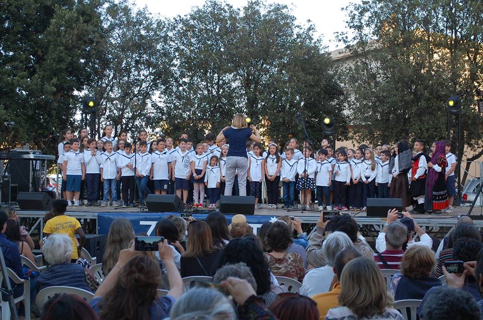 Olbia: il Parco Mario Cervo fa il pieno di Piseddos in coro