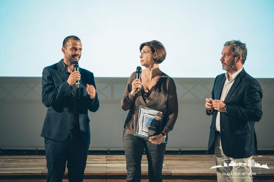 Anna Galiena illumina il teatro Ceroli  e loda L'Olbia Film Network