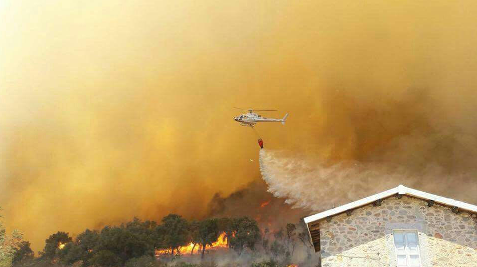Sardegna, 49 incendi nel fine settimana: uno in Gallura