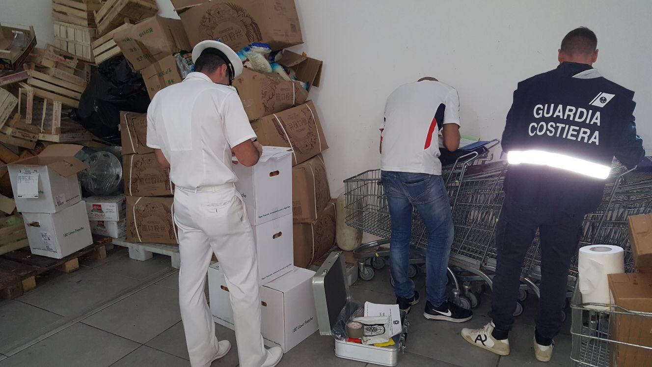Olbia, pesce senza etichettatura: nei guai ristorante etnico