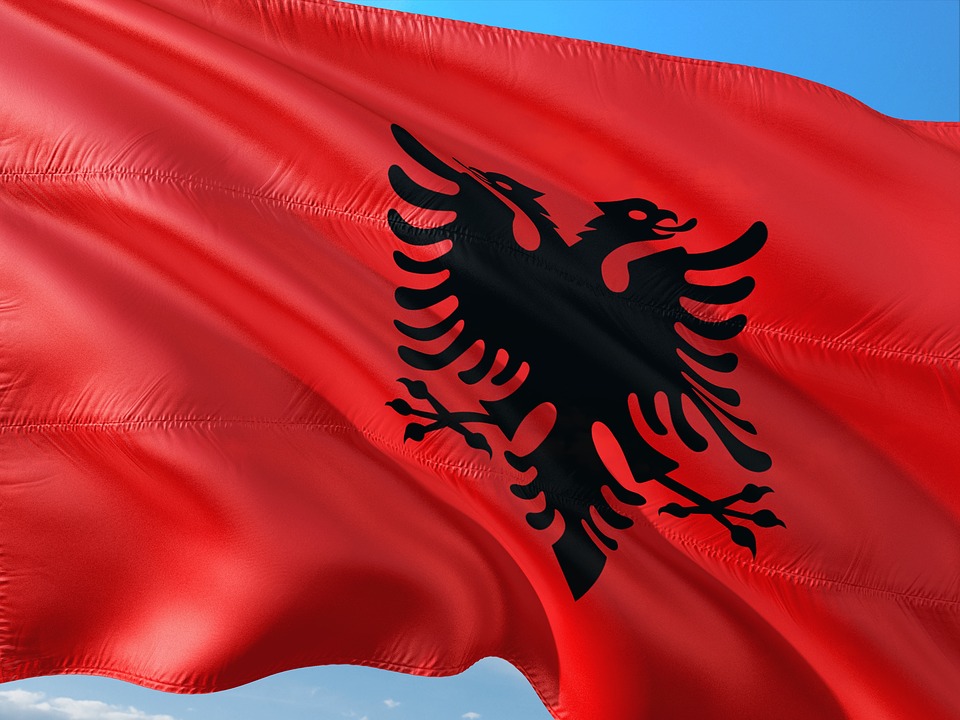 Olbia: la comunità albanese festeggia l'indipendenza dell'Albania