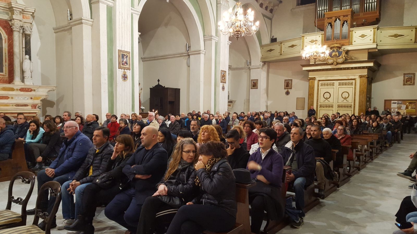 Tempio, la cultura vince: il trekking urbano fa il pienone