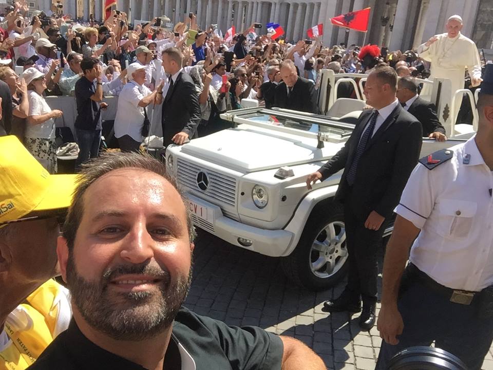 Gallura. Il prete social è virale: ecco la canzone di don Alessandro Cossu