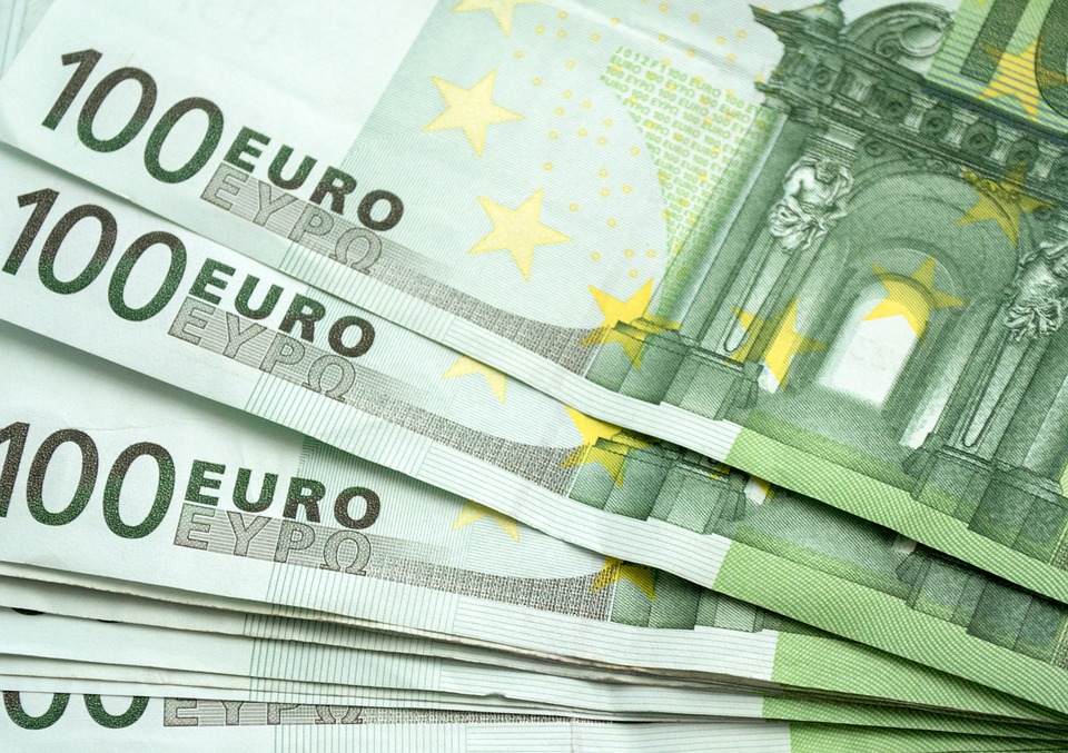 Economia, iva in aumento per le famiglie sarde: si pagherà 257 euro in più