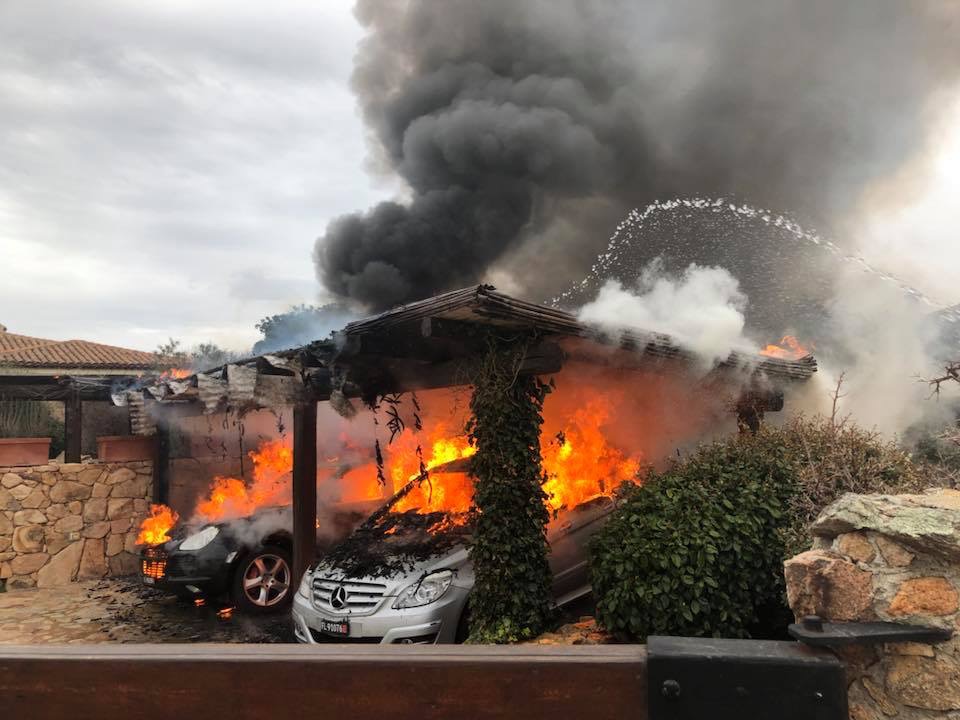 Gallura: incendio in un complesso residenziale