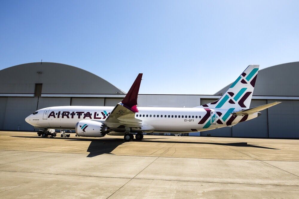 Air Italy, il nuovo Boeing è arrivato: ecco la presentazione