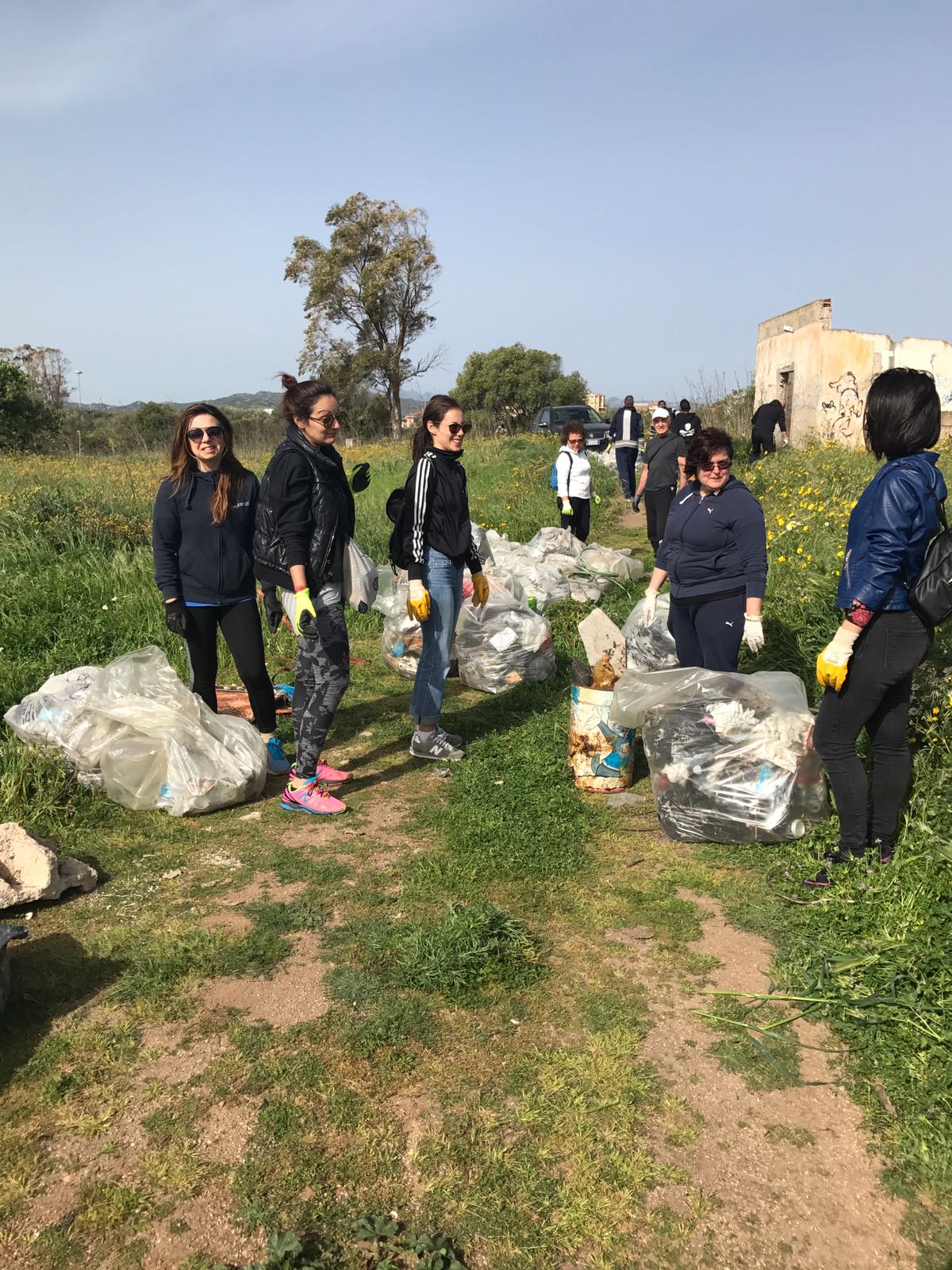Olbia contro l'inciviltà: Isola Lepre ripulita dalla spazzatura