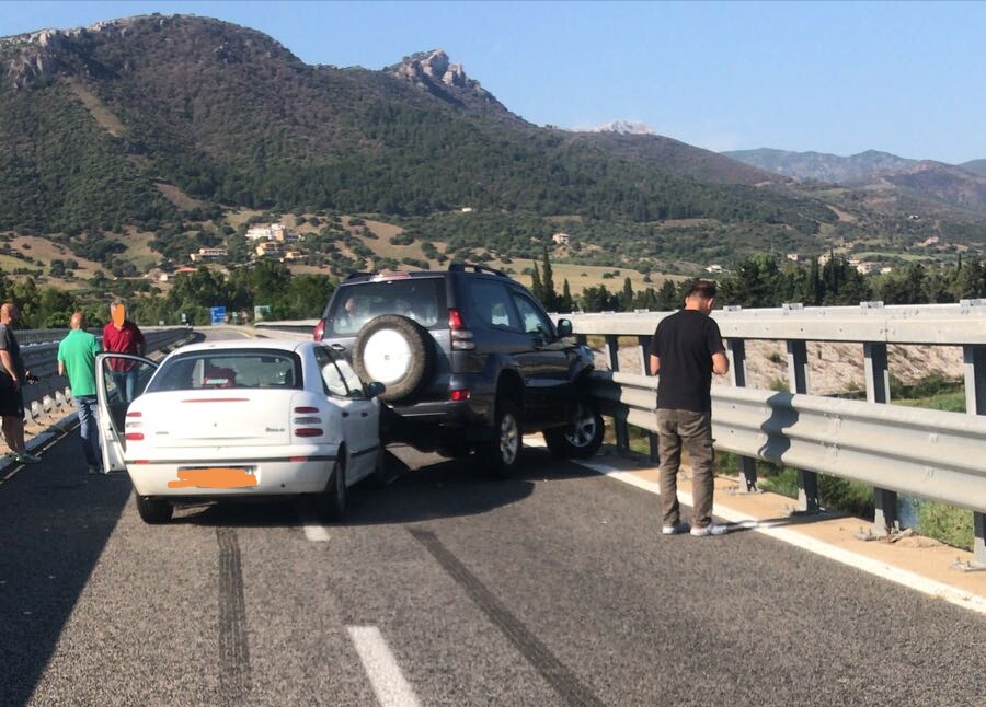 Sardegna: incidente sulla 131 DCN