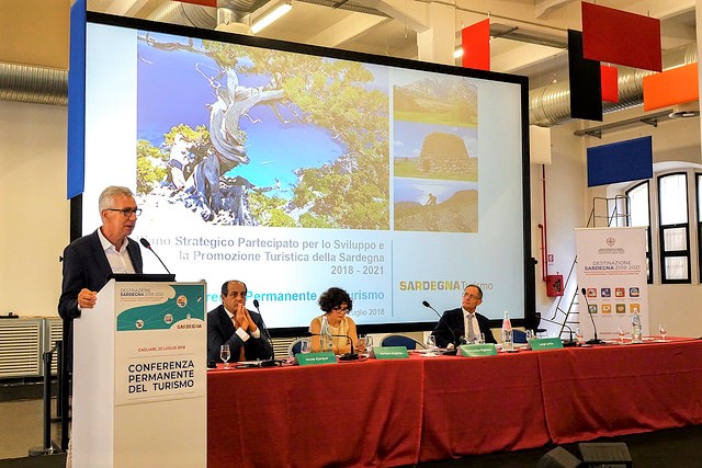 Destinazione Sardegna: integrato il testo del nuovo Piano strategico del Turismo