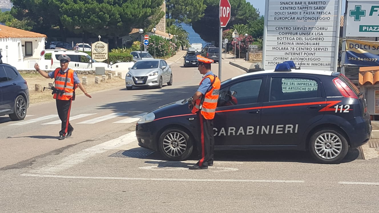 Baia Sardinia, tentata rapina in hotel: cliente denunciato