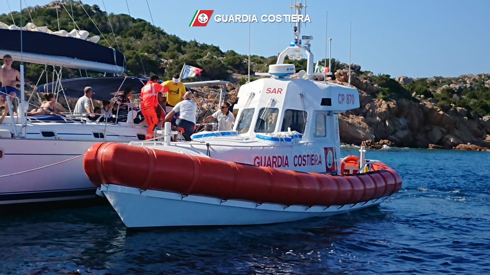 La Maddalena, Capitaneria di Porto: salvate in mare 5 persone