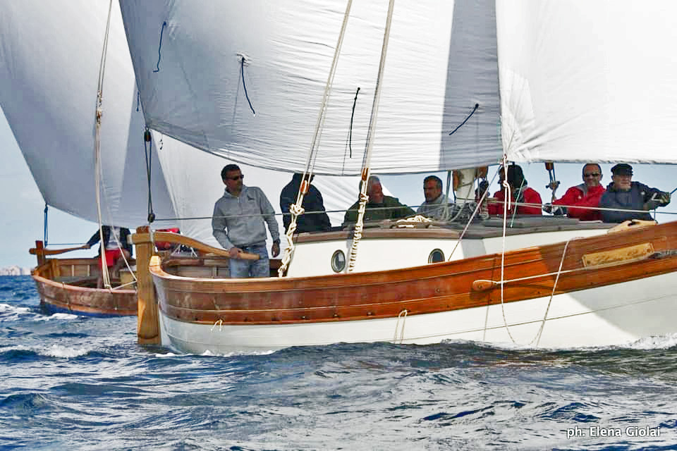 Un Angelo custode per la vela latina