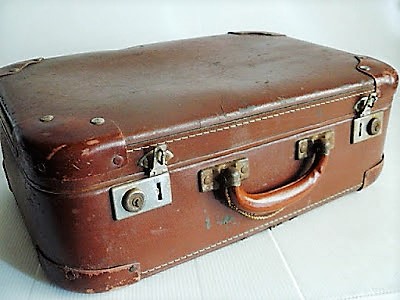 Quella vecchia valigia di cartone - di Salvatore Careddu