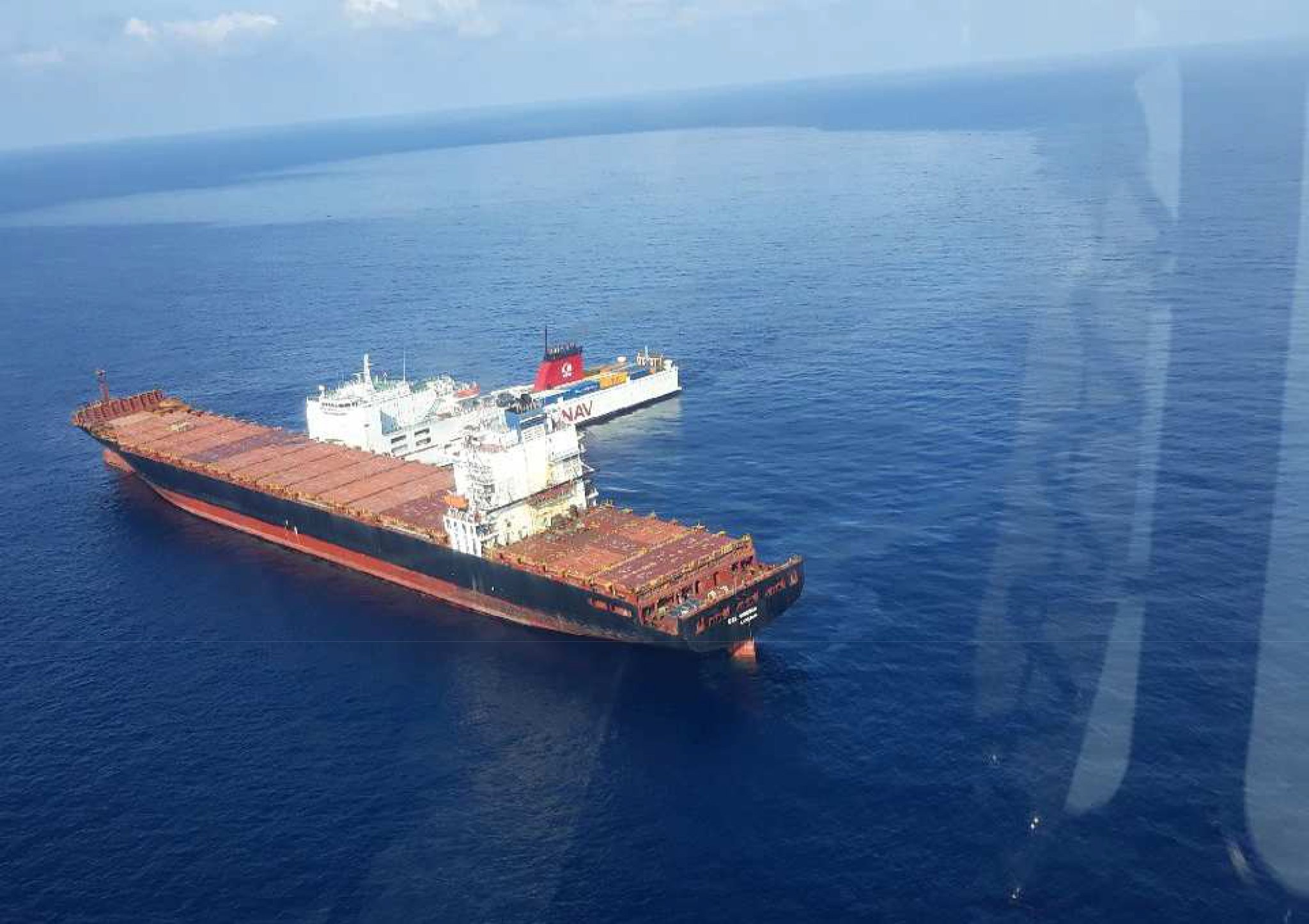 Collisione navi e inquinamento: Montella lancia l'allarme