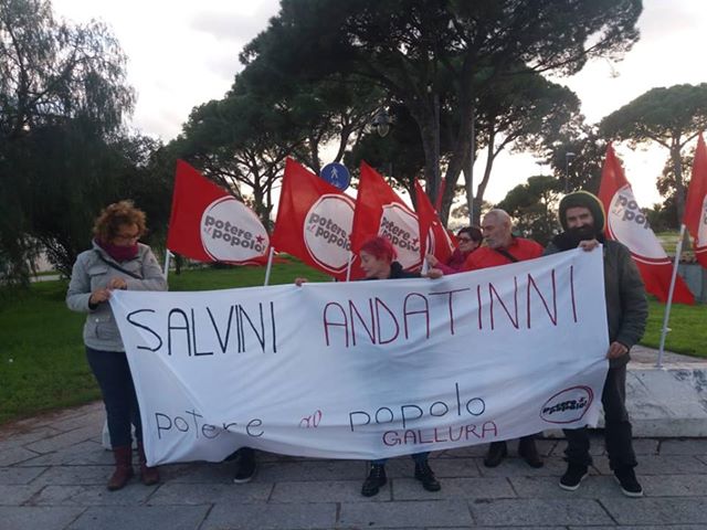 Salvini contestato in un flash mob: 