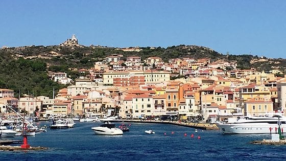 La Maddalena: preoccupazione in città per la salute di Don Paolo Piras