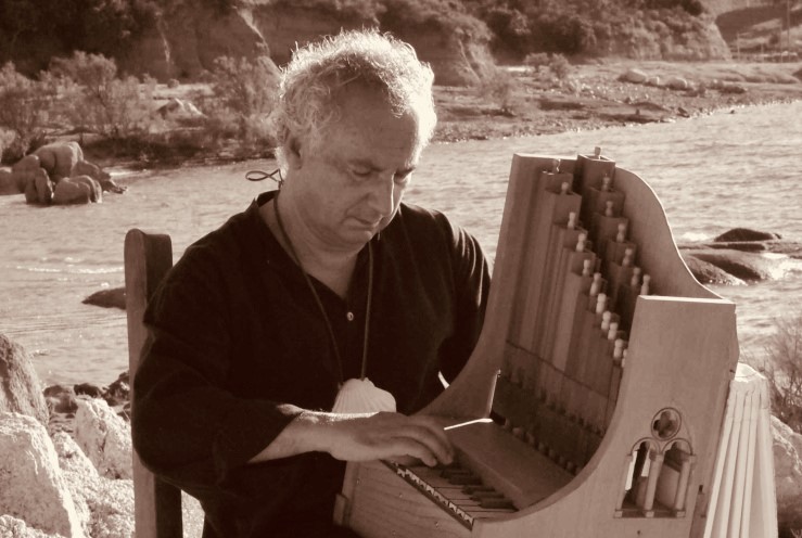 Sandro Fresi: arcaica contemporaneità di un musicista gallurese