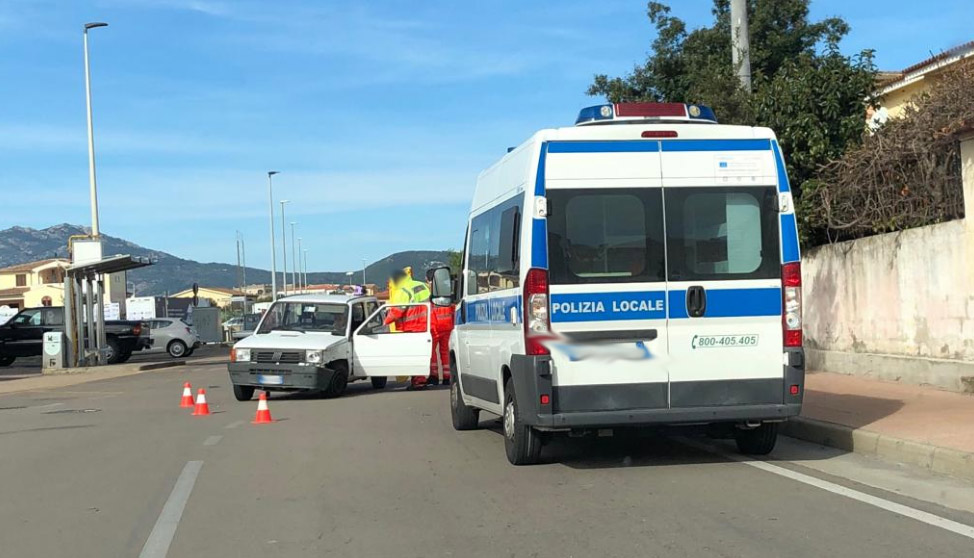 Olbia: incidente in via Petta