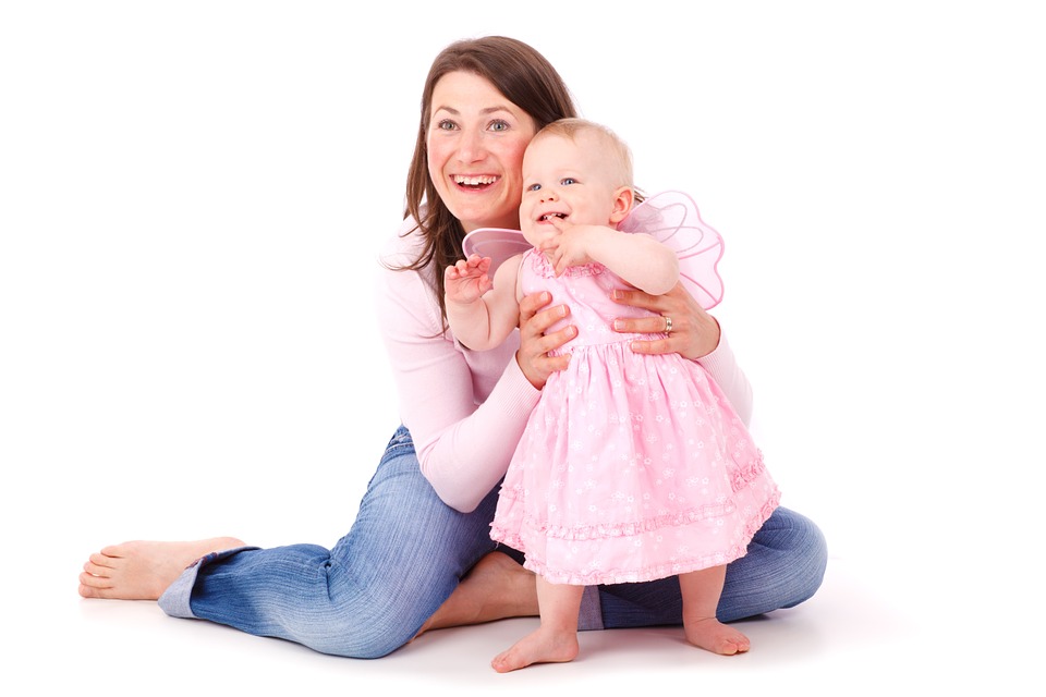 Luras:  finalmente un  corso per  diventare baby sitter