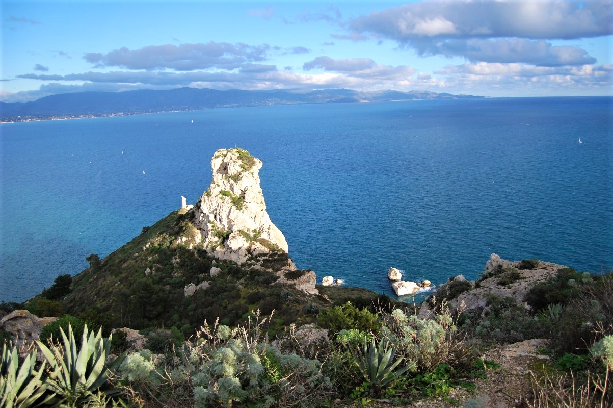 Pasquetta in Sardegna: alla scoperta della Sella del Diavolo