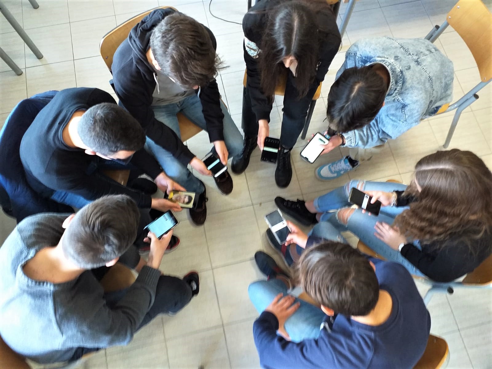 Arzachena: #fattidiparole, Comune e studenti contro il cyberbullismo