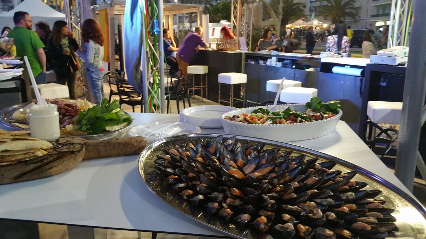 Olbia: tra musica e brelibatezze continua la Festa del Gusto