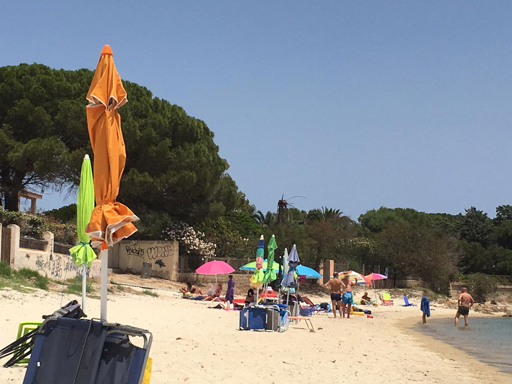 Golfo Aranci, stop a spiagge 