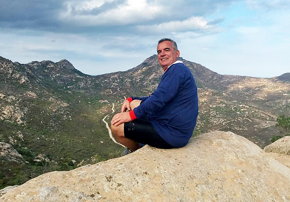 Maurizio Casula,  collezionista di personaggi di ieri e di oggi di Olbia