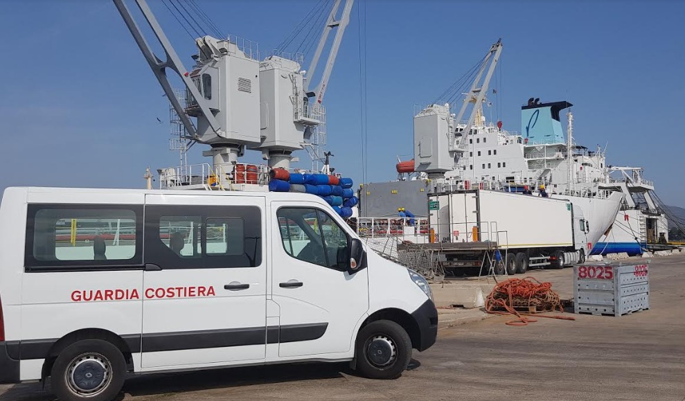 Olbia, 660 kg di tonno non tracciabili al Porto Cocciani: sequestro e sanzione