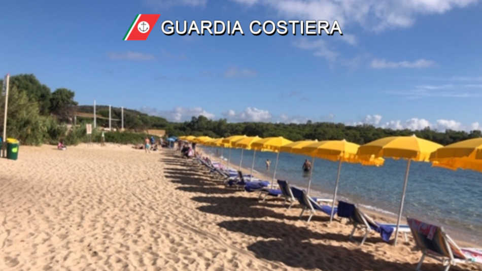 Cannigione, 300m di spiaggia occupata: sbaraccata concessione