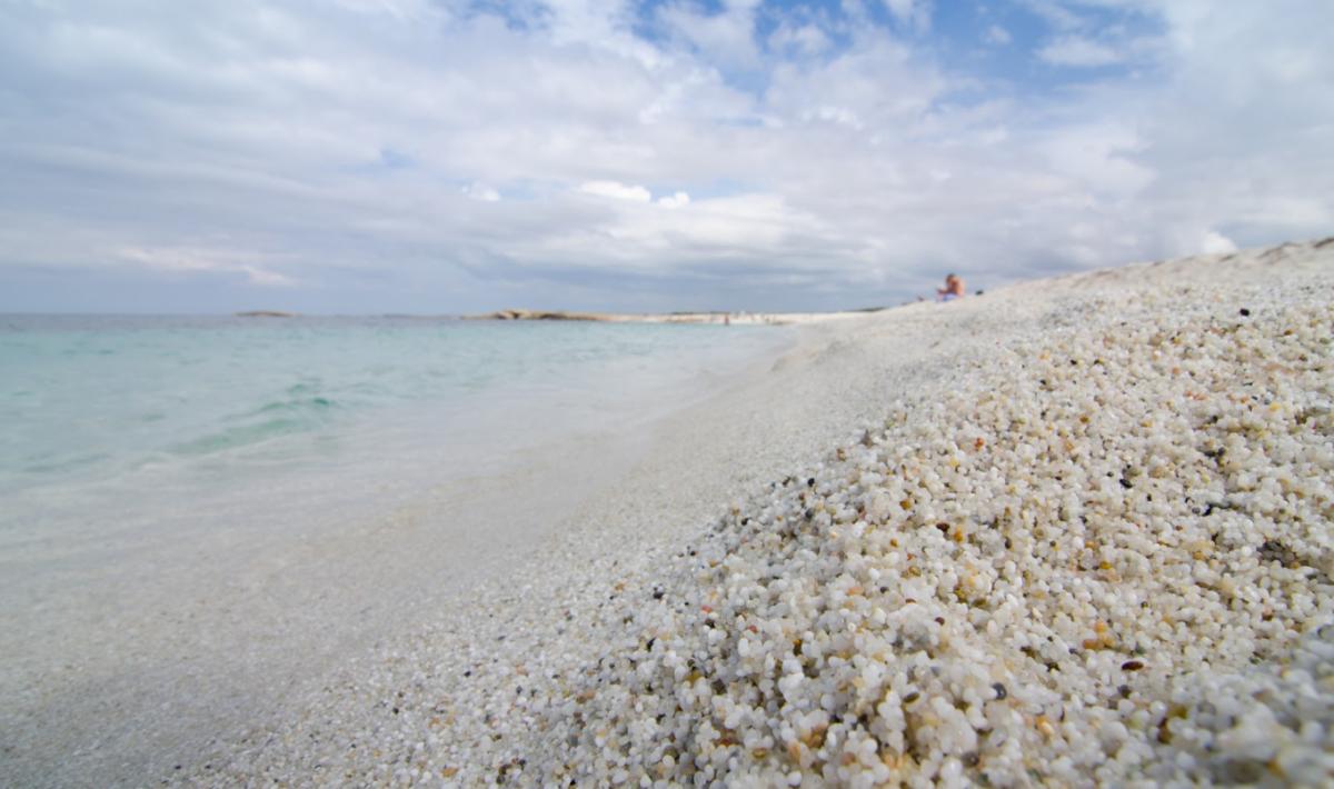 Sardegna: 200 kg di sabbia rubata restituita alla colletività