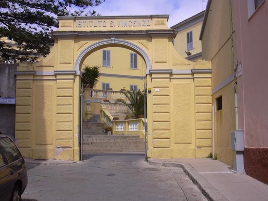 Dopo 116 anni  chiude l’Istituto San Vincenzo a La Maddalena