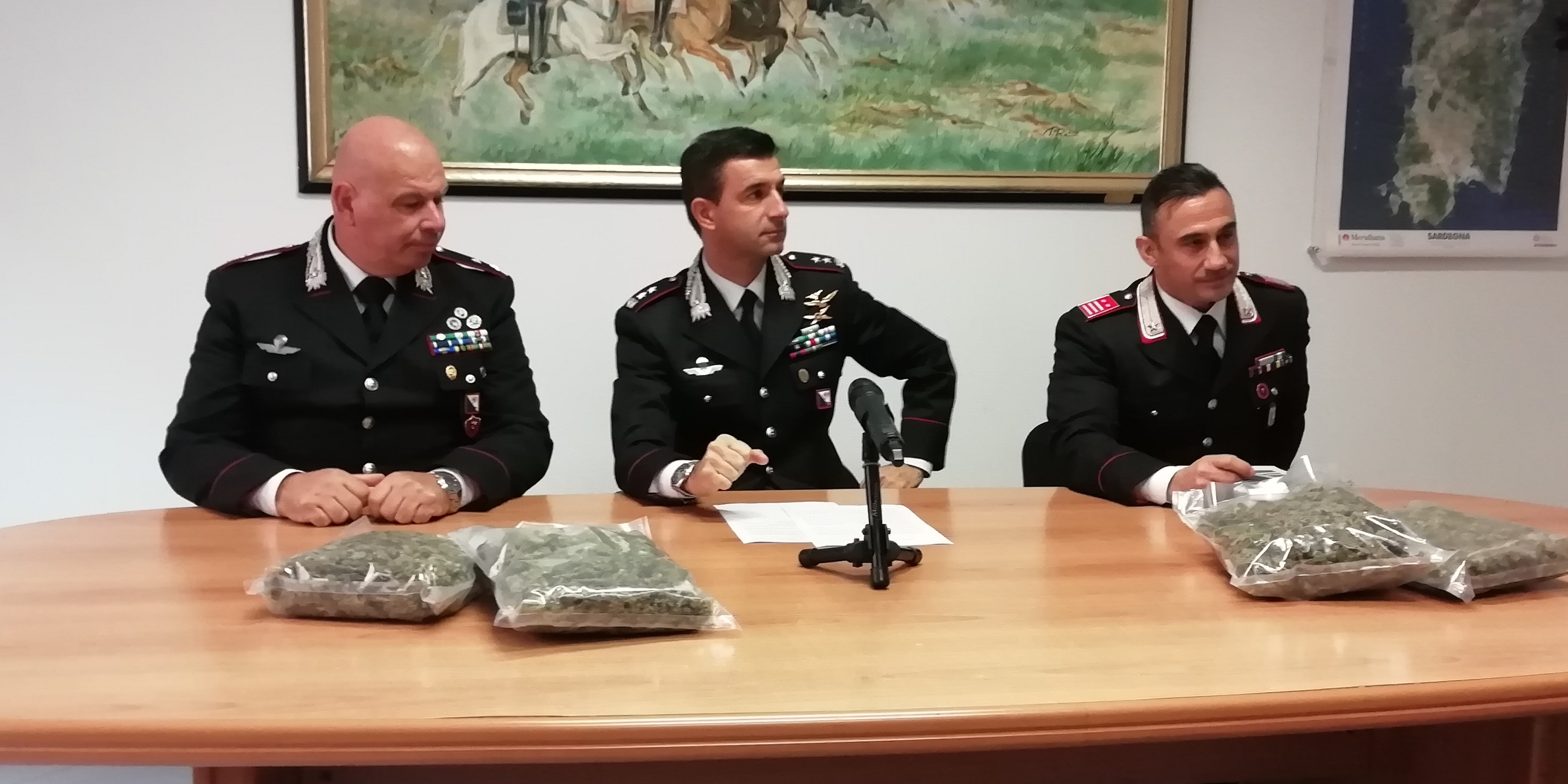 Olbia, 11 kg di droga nascosti in periferia: 2 arresti