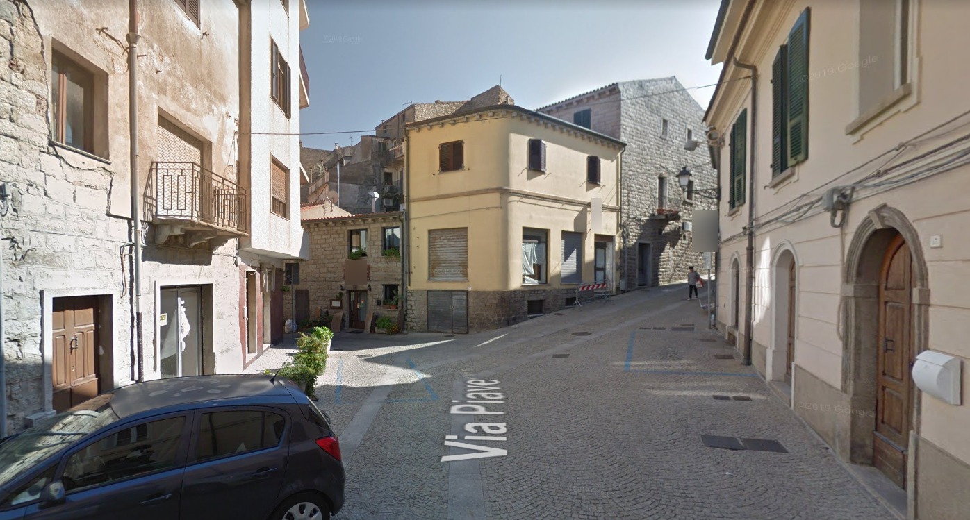 Tempio, donna sviene in via Piave: salvata dai Carabinieri
