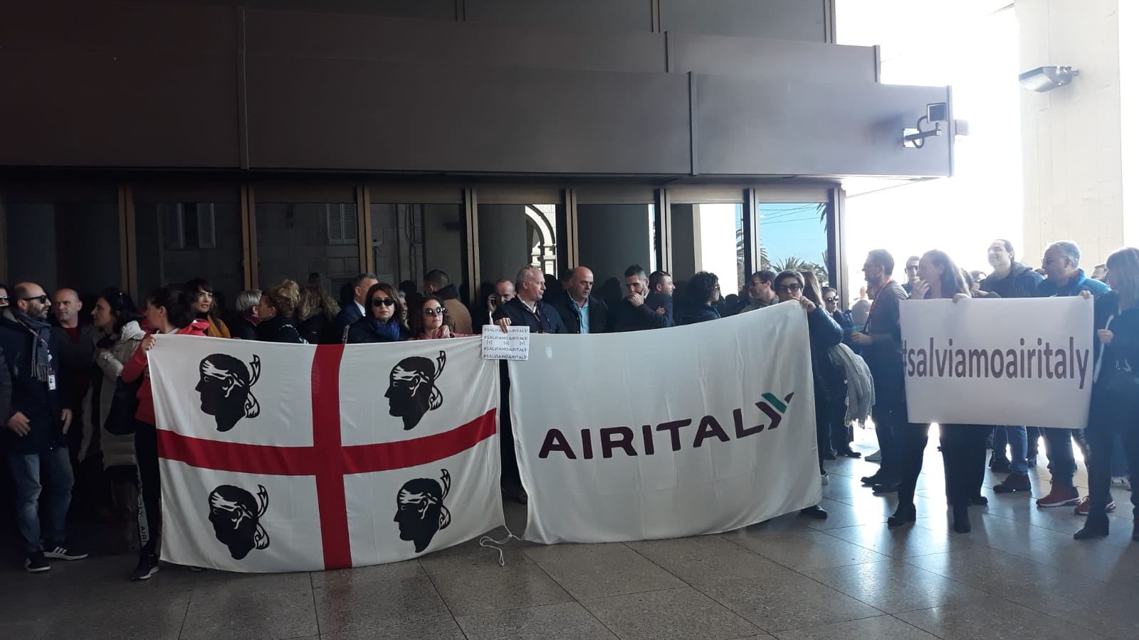 Air Italy, sit-in Regione: settimana decisiva