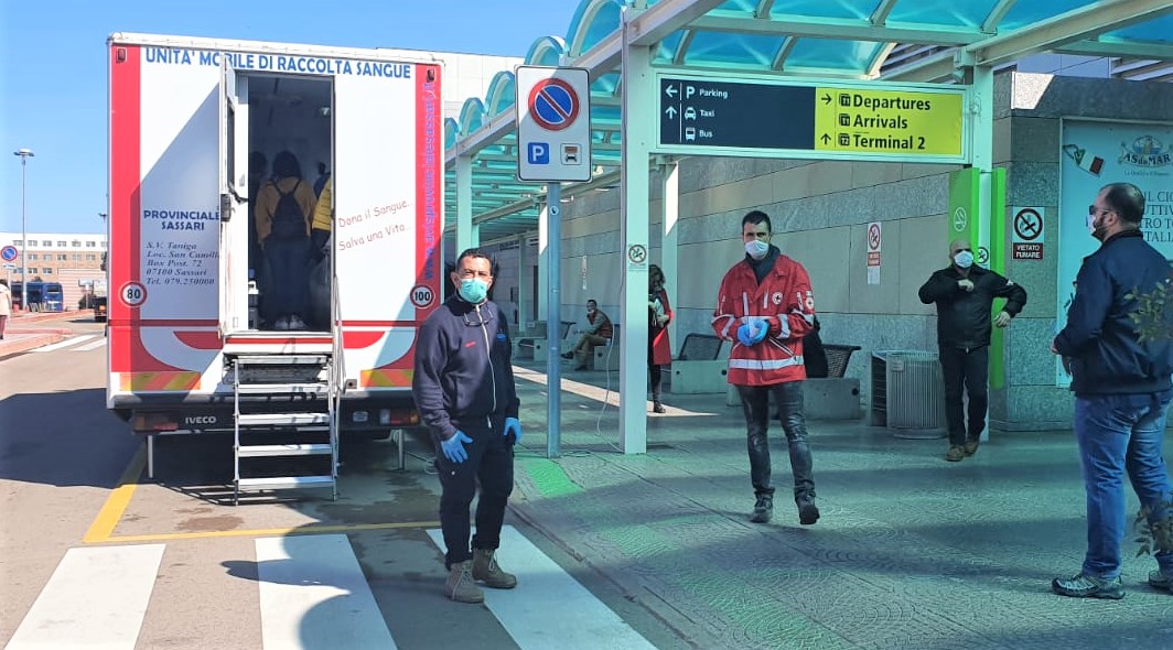 Coronavirus, Olbia e solidarietà: raccolte 34 sacche di sangue