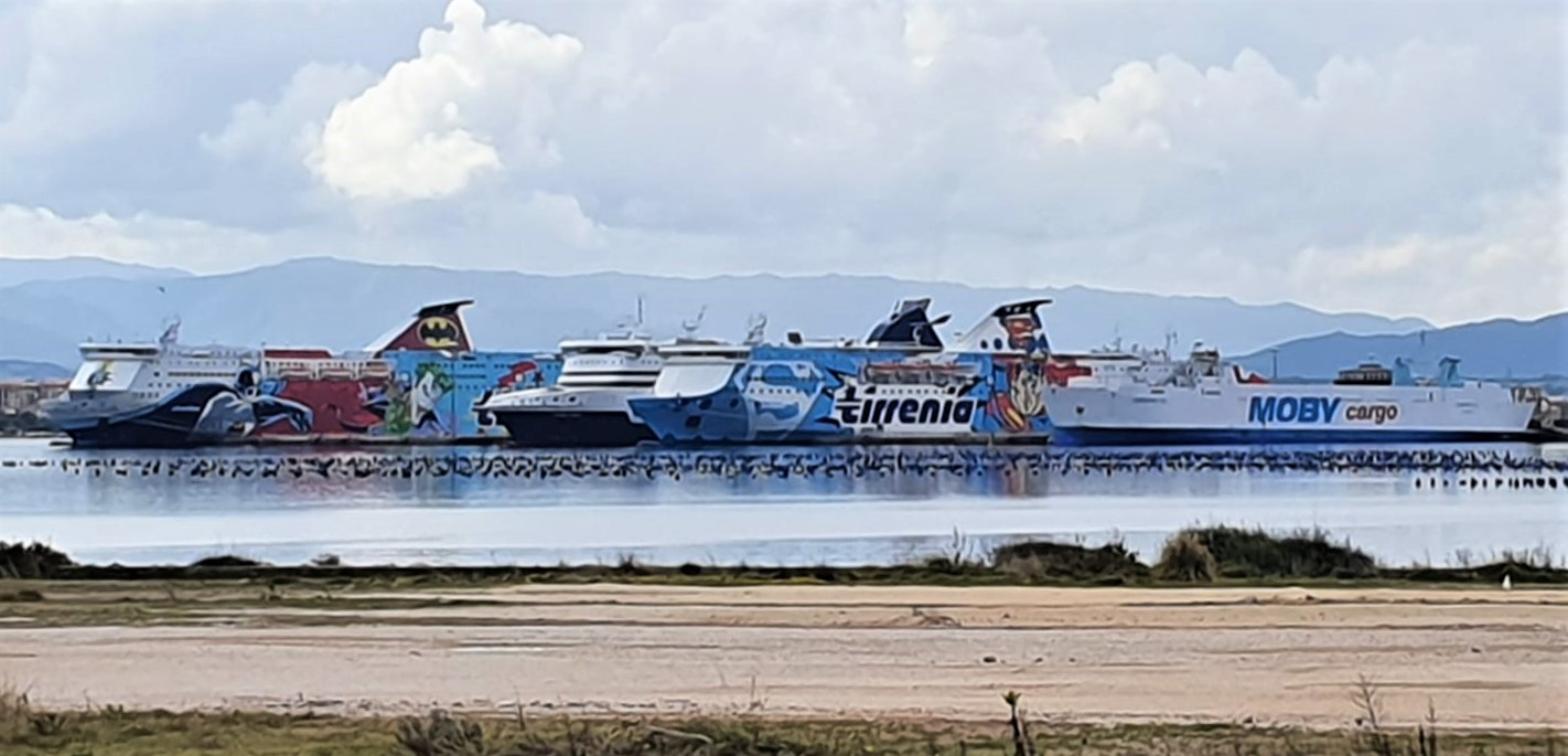 Porto Olbia, moli 3 e 4 operativi per traghetti: livellamento fondale ultimato
