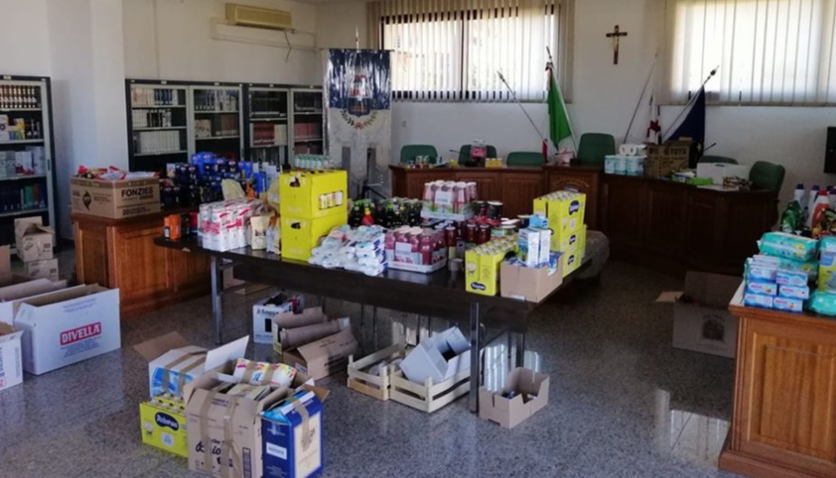 Coronavirus, Telti: arrivano buoni pasto e  donazioni dei cittadini