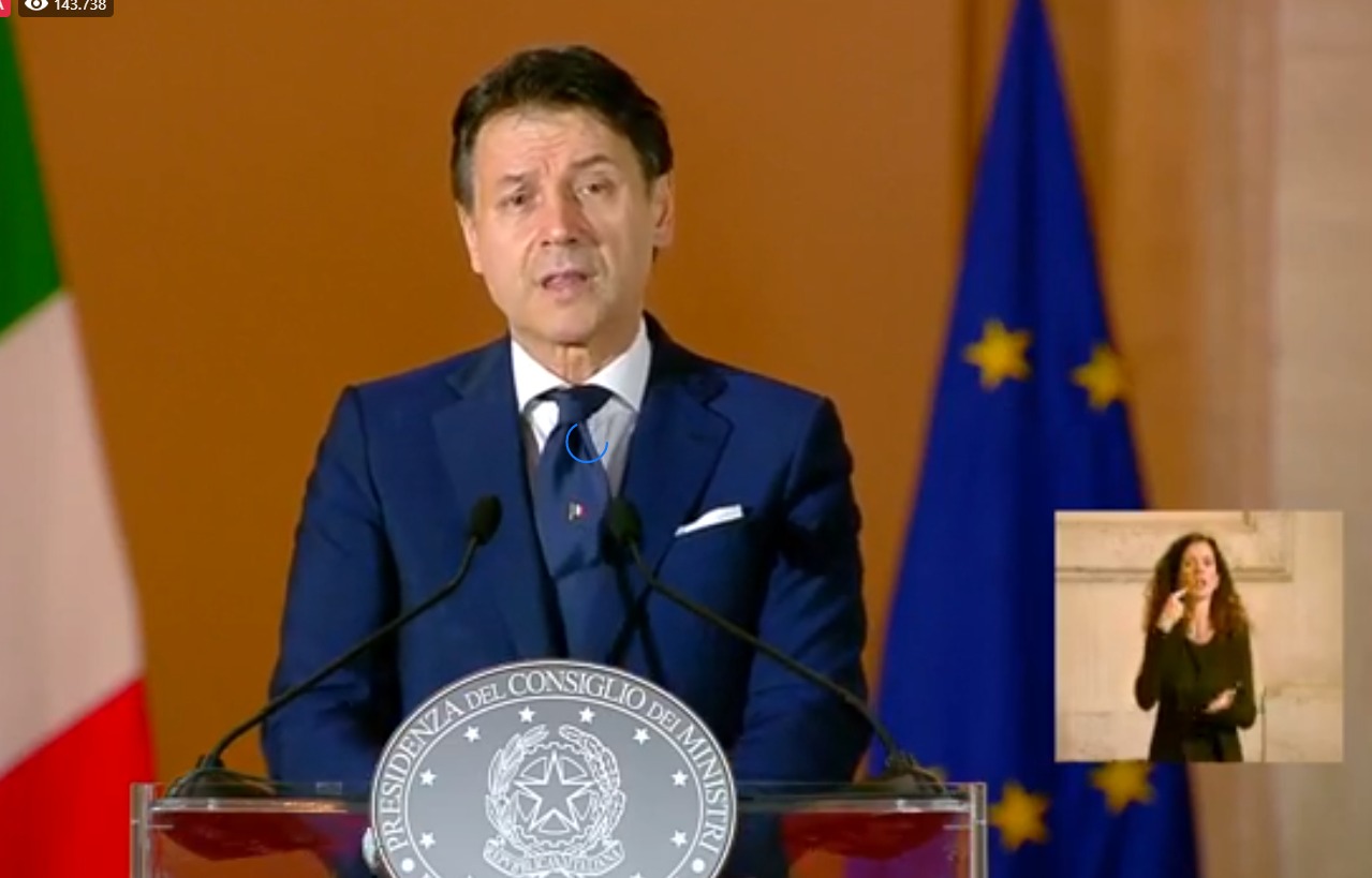 Dpcm, Conte ha firmato: dal 5 novembre nuove restrizioni