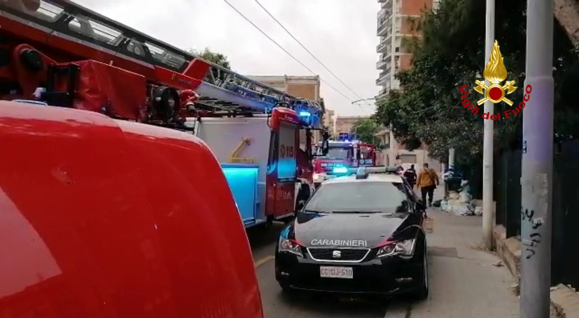 Esplode condizionatore esterno: paura in via Ciociaria