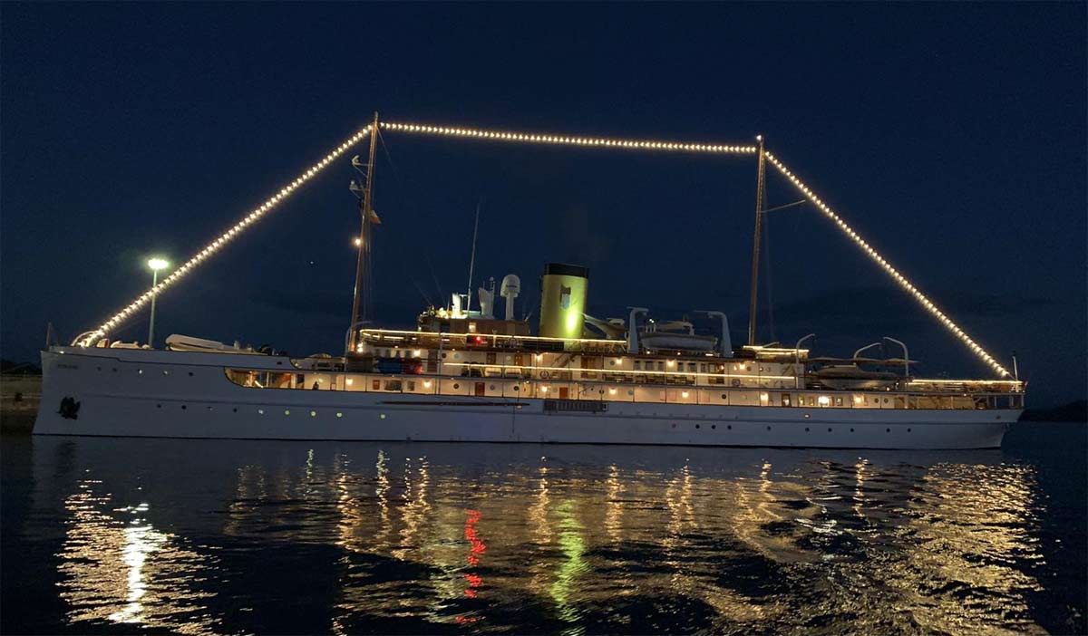 Golfo Aranci, ecco lo yacht a vapore SS Delphine: 99 anni di lusso e storia