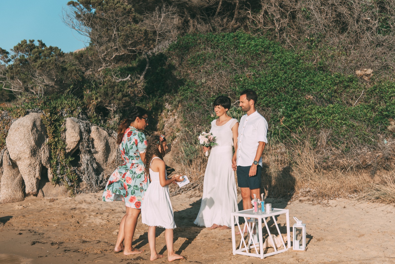 Arzachena: ecco il primo matrimonio in spiaggia post-Covid