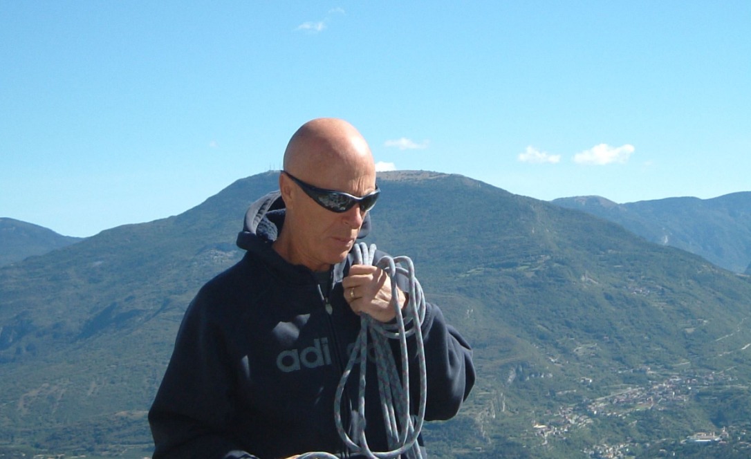 Olbia, tragedia Tavolara: la vittima è Giuliano Stenghel, noto alpinista