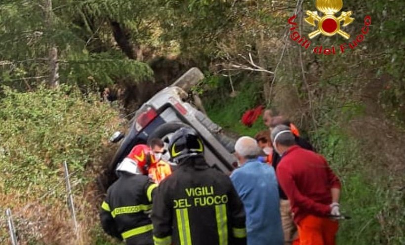 Fuoristrada si ribalta in terribile incidente: muore 55enne