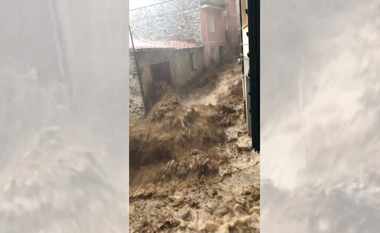 Tragedia a Bitti: 3 morti e dispersi