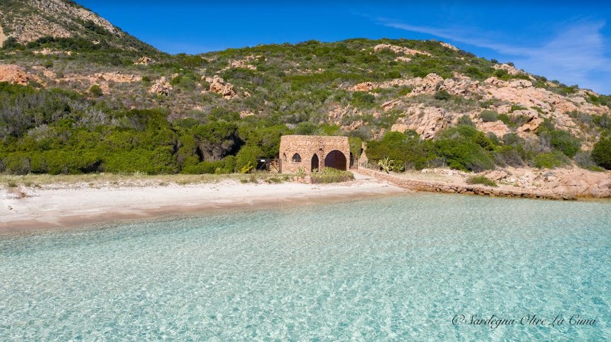 Olbia, in volo da Porto Istana alla Spiaggia del Dottore