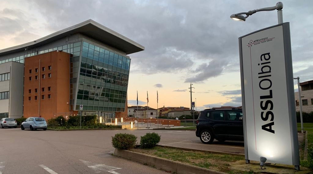 Ospedale Olbia: via le tende Covid, ecco i prefabbricati