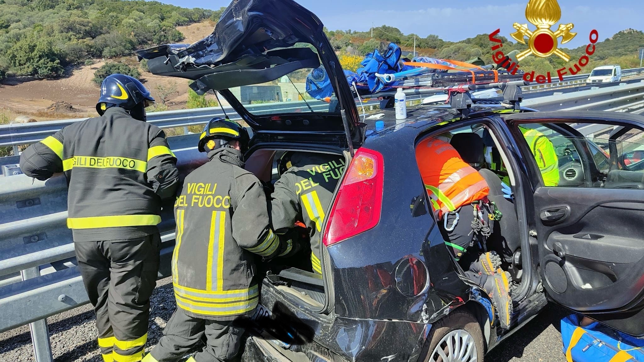 Olbia, grave incidente stradale: due persone in ospedale