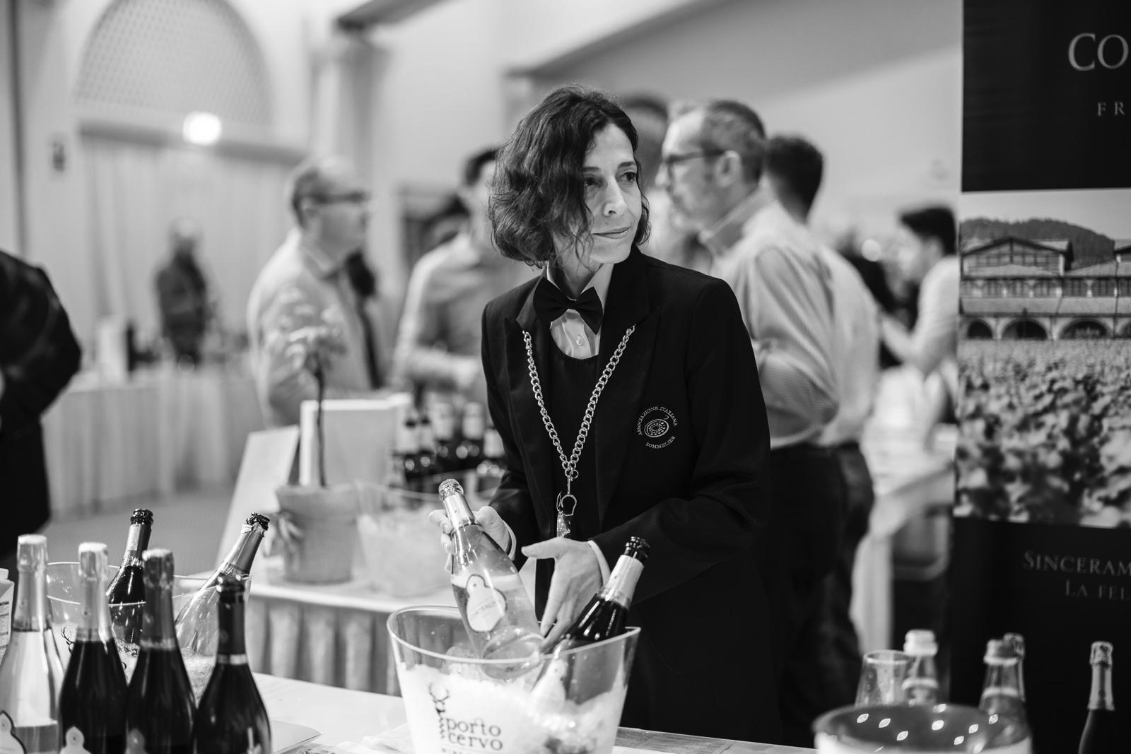 Olbia, intervista alla sommelier Alessandra Corda: identità e futuro del vino gallurese